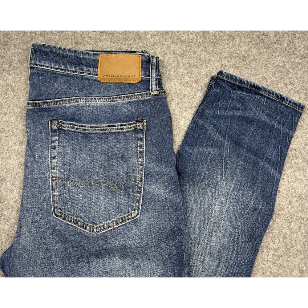 American Eagle Womens Blue Denim Distressed Athletic Skinny Jeans Size 33x30